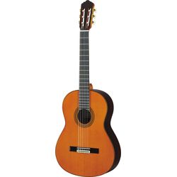 Yamaha GC22 C  гитара классическая, верхняя дека массив западный кедр