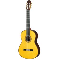 Yamaha GC42 S  классическая гитара, верхняя дека массив европейской ели, 4/4, 6 струн, ручная работа
