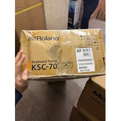 Roland KSC-70-BK (Уценка)  стойка для FP-30-BK, FP-30X-BK, уценка находилась на витрине