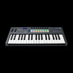 Novation FLkey 37  MIDI-контроллер
