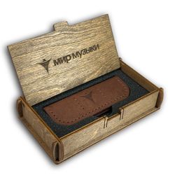 МИР МУЗЫКИ KM2  Органайзер для медиаторов от 6 до 12 шт, цвет темно коричневый